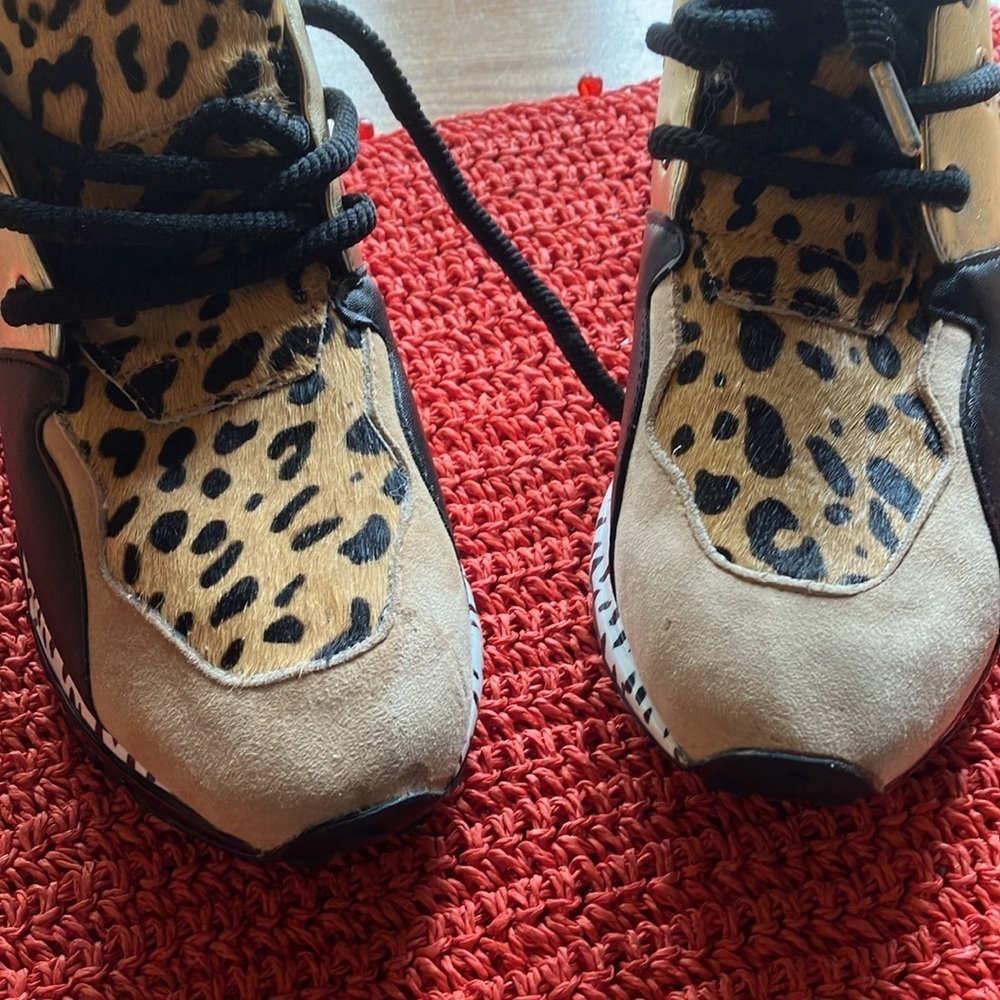 Steve Madden Women’s Cliff Leather Leopard Sneakers..Size 9. Preowned. - Picture 2 of 9